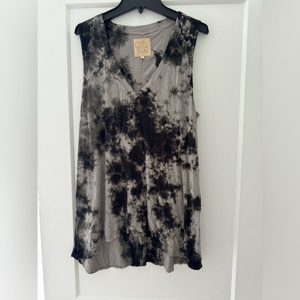 Chaser size small flow V muscle Summer Festival Tie Dye tank NWT
